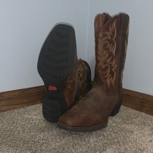 Men’s Justin Snip nose boots